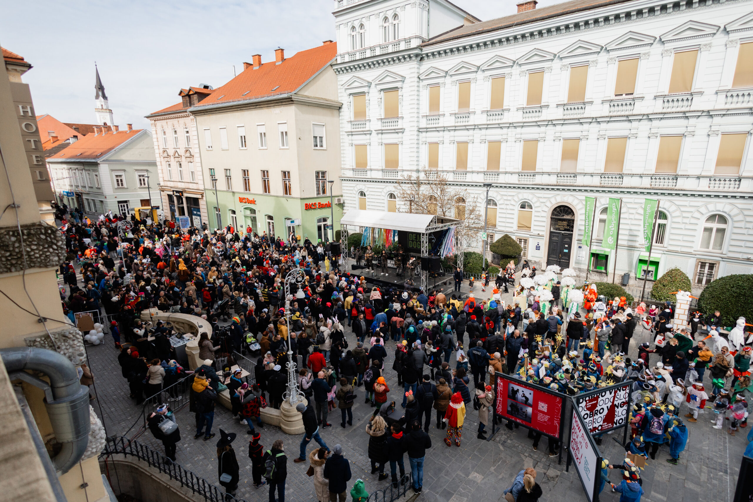 Celjski pust 2025 v mestno jedro pripeljal več kot 5.500 obiskovalcev ...
